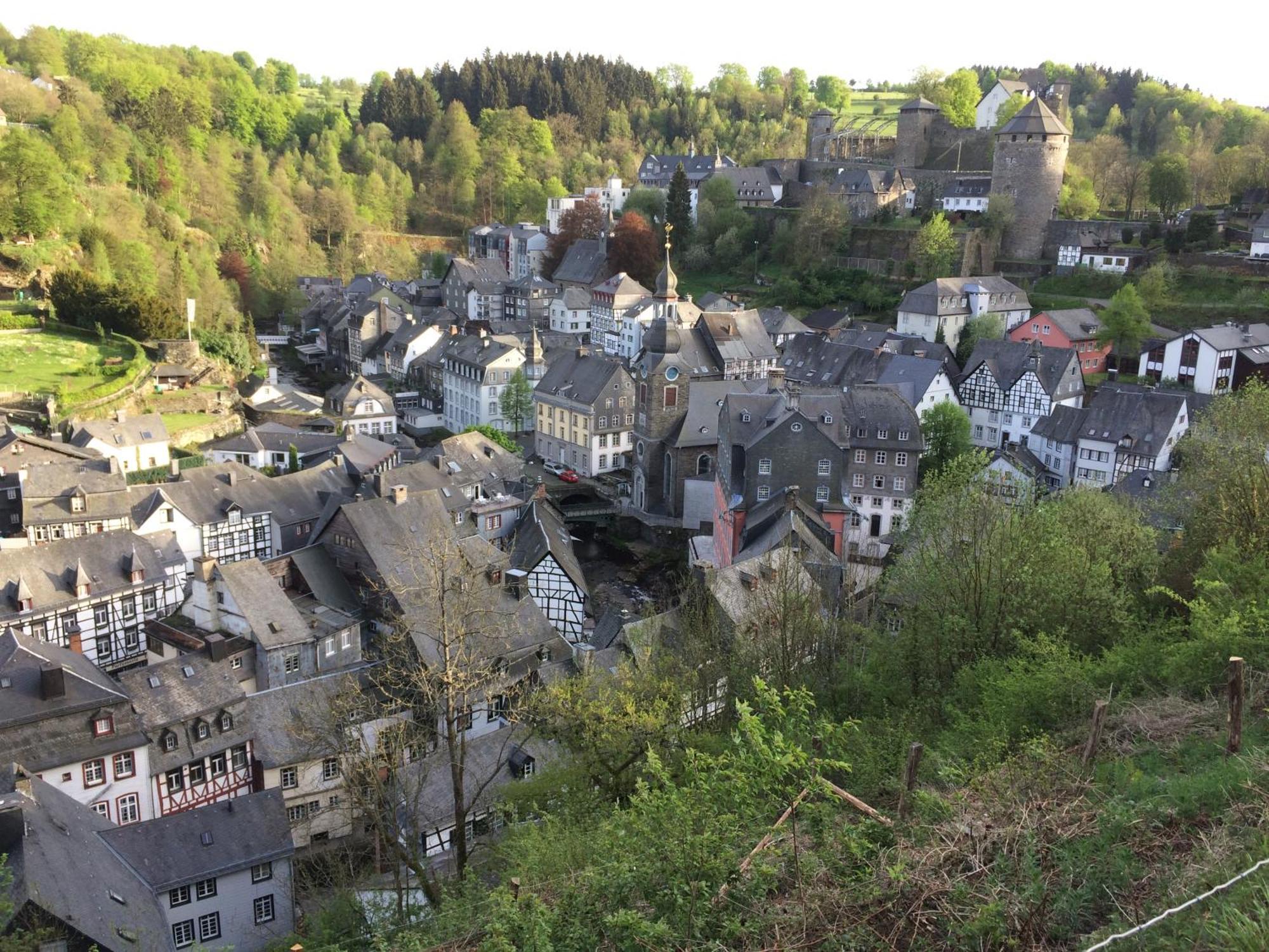 Apartment Am Fluss Im Haus An Der Rur Monschau Eksteriør billede